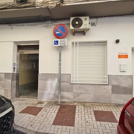 Vialia Suites Cinema Málaga Extérieur photo